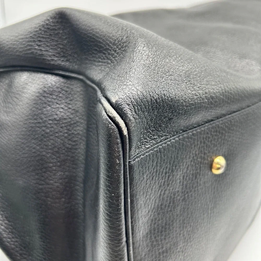 I‎ Santi Duffel Overnight Bag Leather Made In Italy Black Brown Top Handle EUC